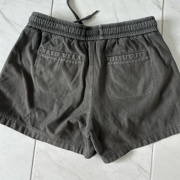 Athleta Farallon shorts - Picture 2 of 3